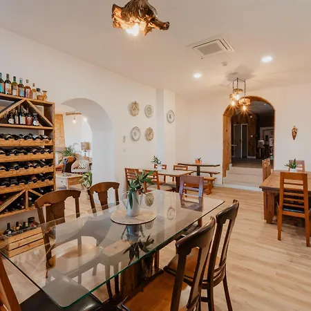 Casa Da Cerca-suite Aconchegante Com Piscina Bed and Breakfast Runa