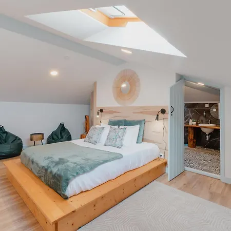 Casa Da Cerca-suite Aconchegante Com Piscina לינה וארוחת בוקר Runa