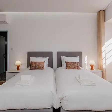 לינה וארוחת בוקר Casa Da Cerca-suite Aconchegante Com Piscina 3*