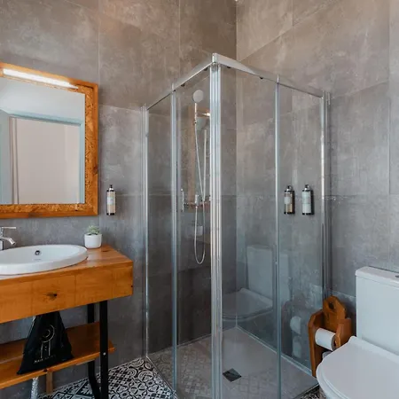 Casa Da Cerca-suite Aconchegante Com Piscina 3* Runa